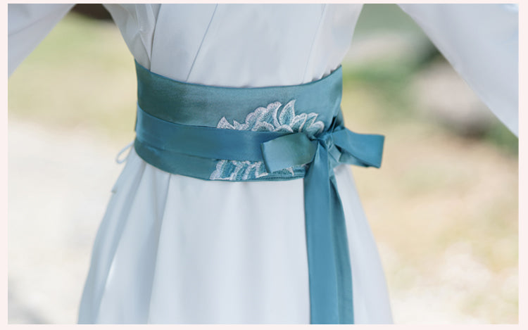 【江南烟雨】秦汉绣花腰封直裾春夏汉服女