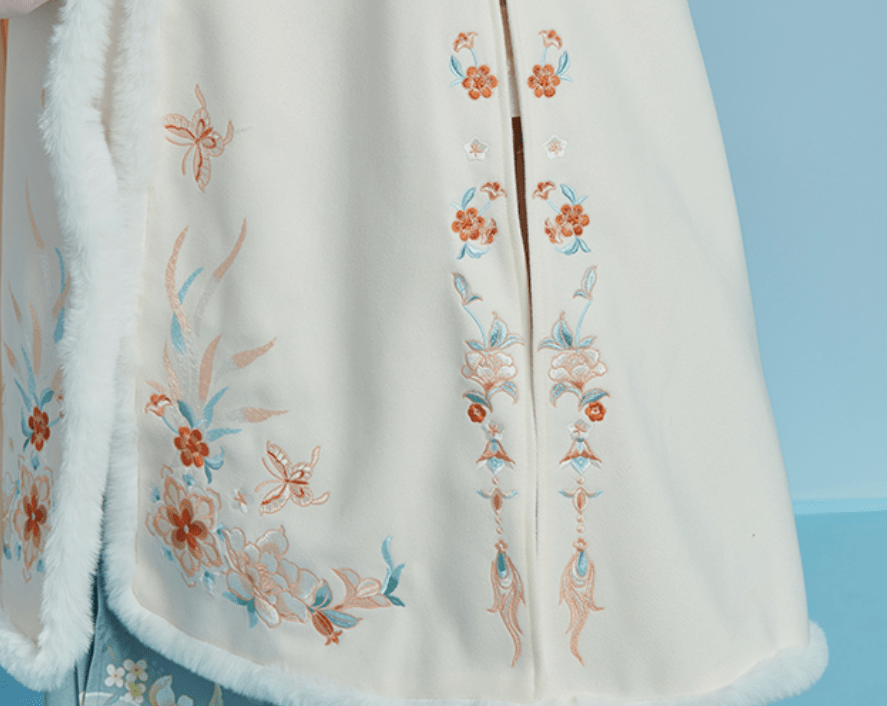 汉宫裳影 女装 【盼春归】汉元素刺绣外搭长款斗篷秋冬汉服女